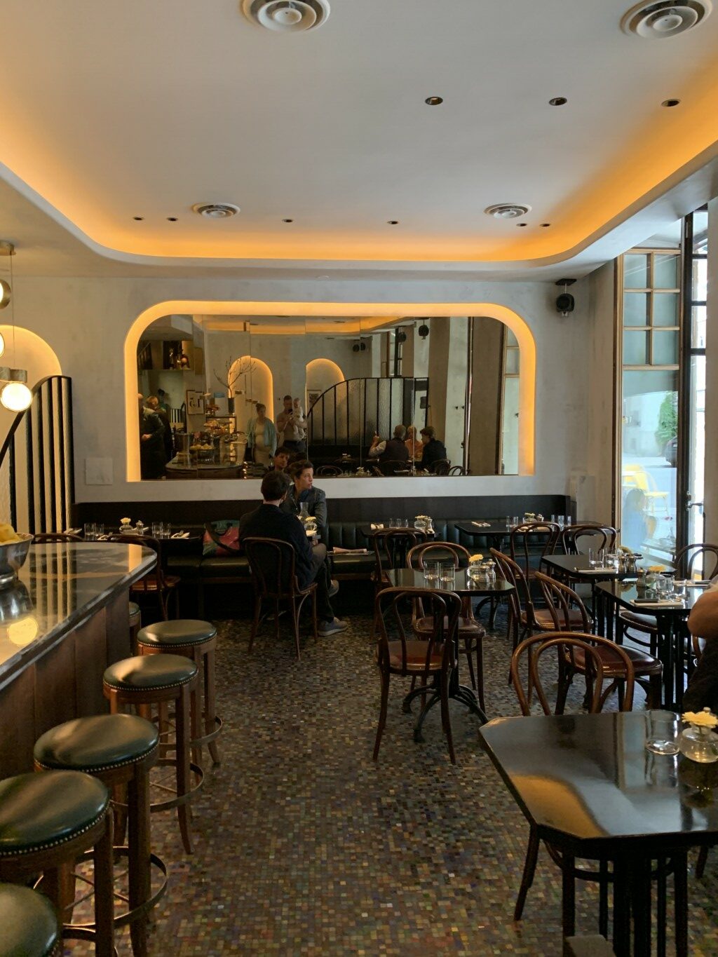 Cafe Saturnus interior